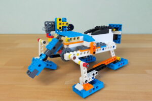 レゴブーストの四足歩行ロボットの背面