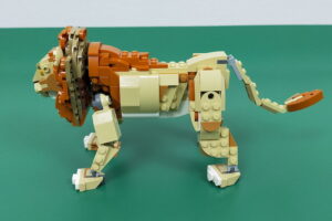 レゴ 31150 サファリのどうぶつのライオンの側面