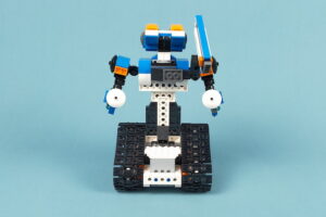 Apitor Robot JのロボットJ