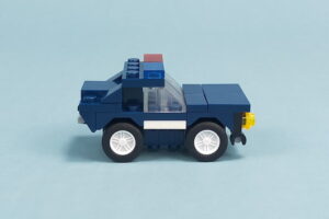 組立キット 警察シリーズAの395 Police Sports Car