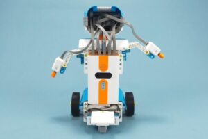 WhalesBot E7 Proのペンギン