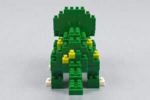 恐竜ミニブロックのトリケラトプス