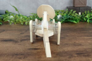 歩くトリケラトプス工作セット